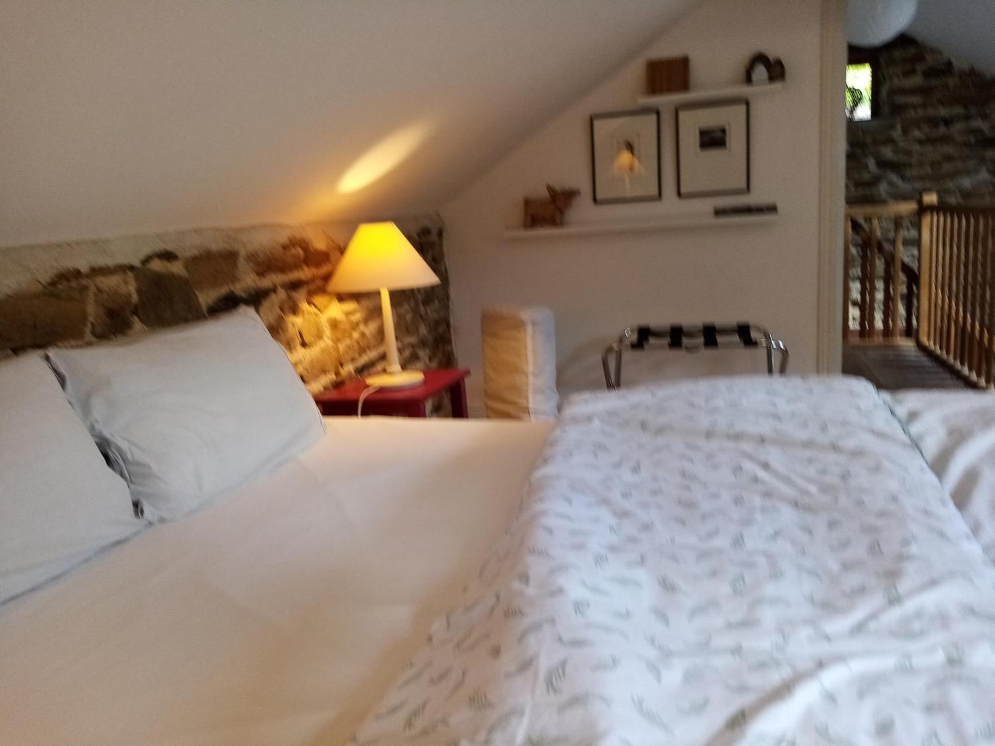 Chambre D Hotes Dans Maisonnette Independante Saint-Sornin-Lavolps المظهر الخارجي الصورة